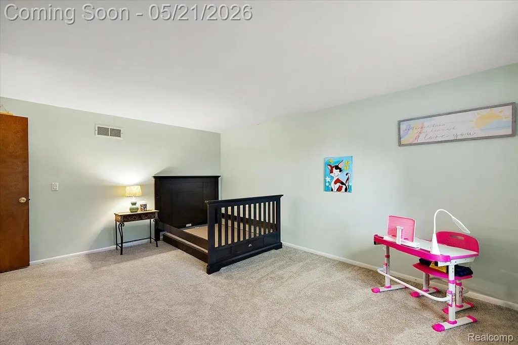 8785 Annsbury Drive Shelby Charter Township MI 48316