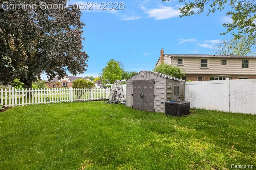 8785 Annsbury Drive Shelby Charter Township MI 48316