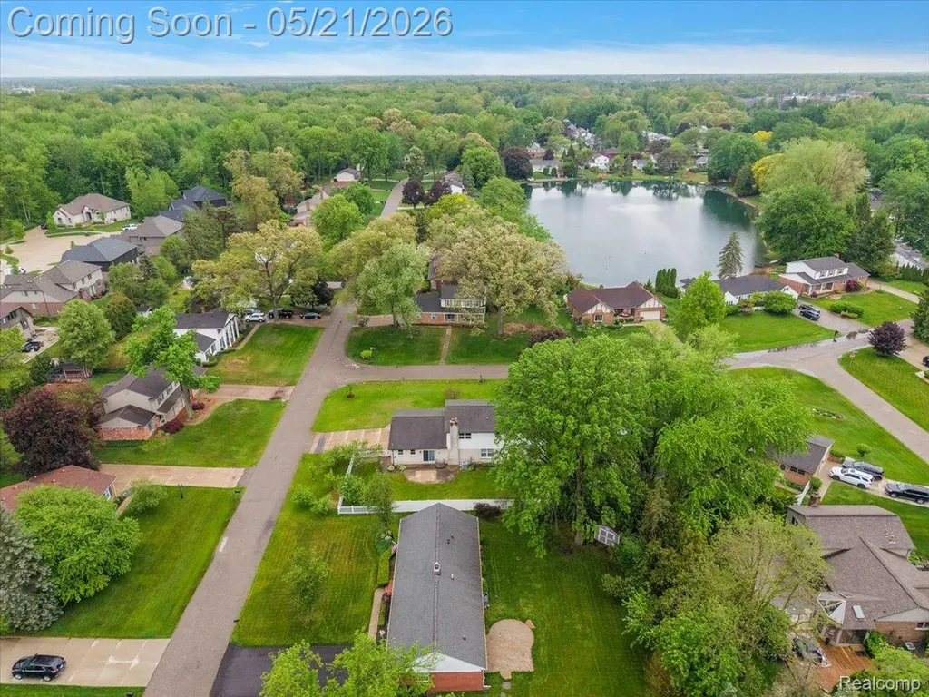 8785 Annsbury Drive Shelby Charter Township MI 48316