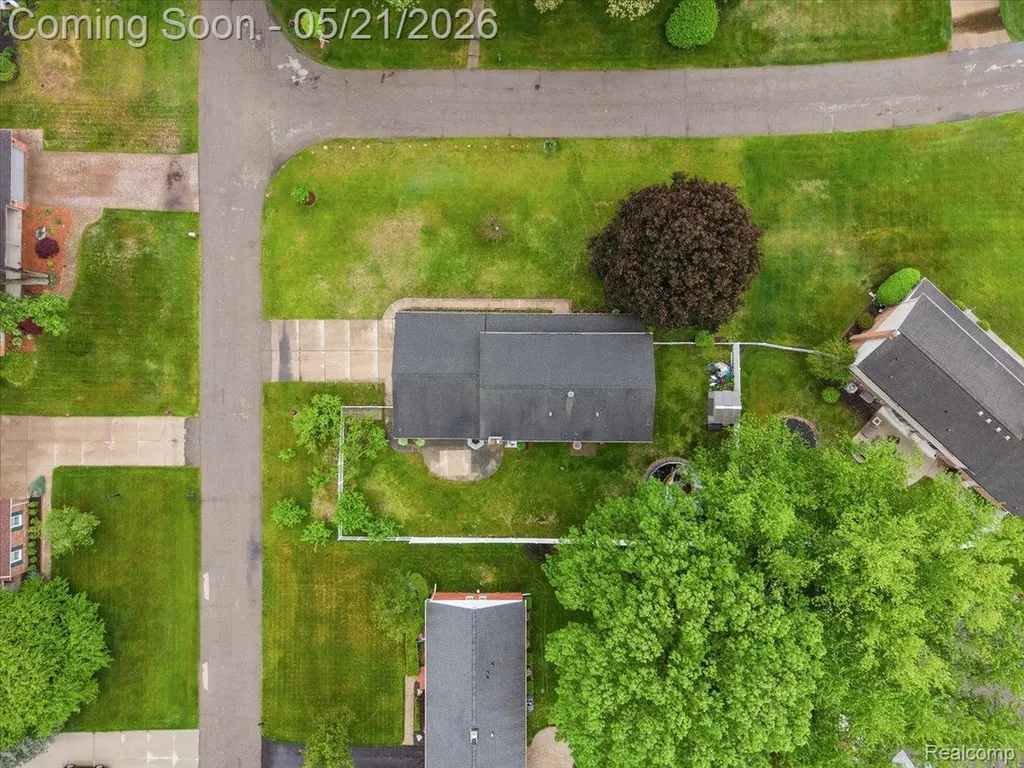8785 Annsbury Drive Shelby Charter Township MI 48316