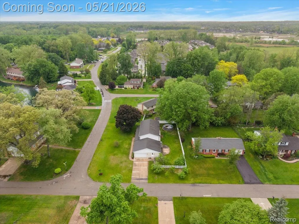 8785 Annsbury Drive Shelby Charter Township MI 48316