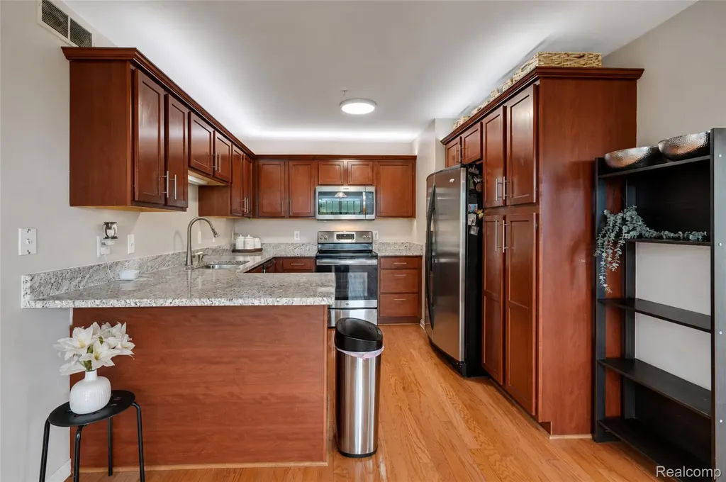 41633 Tera Lane Novi City MI 48375