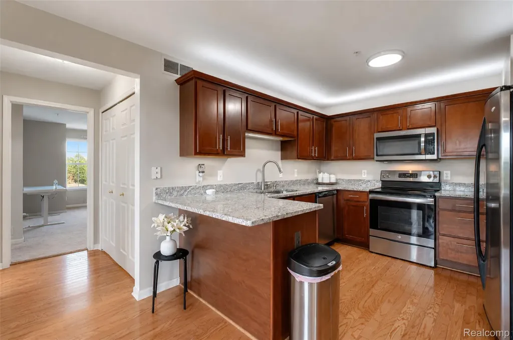 41633 Tera Lane Novi City MI 48375