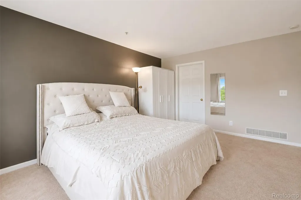 41633 Tera Lane Novi City MI 48375