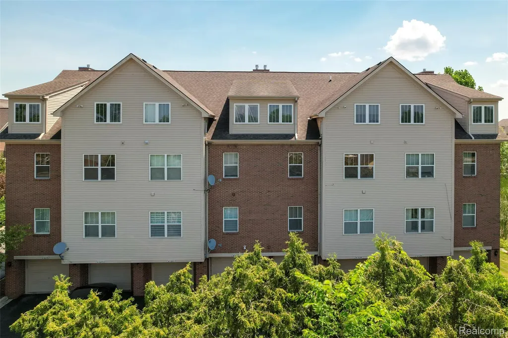41633 Tera Lane Novi City MI 48375