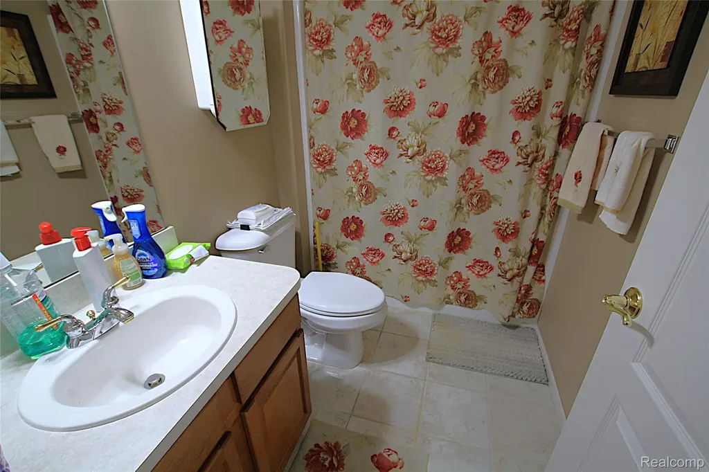 5942 Augusta Lane Holly Township MI 48439