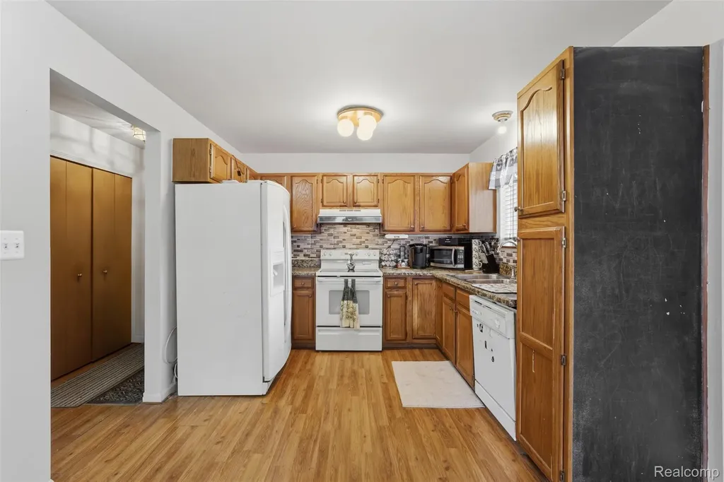 9293 Wildwood Lake Drive Northfield Township MI 48189