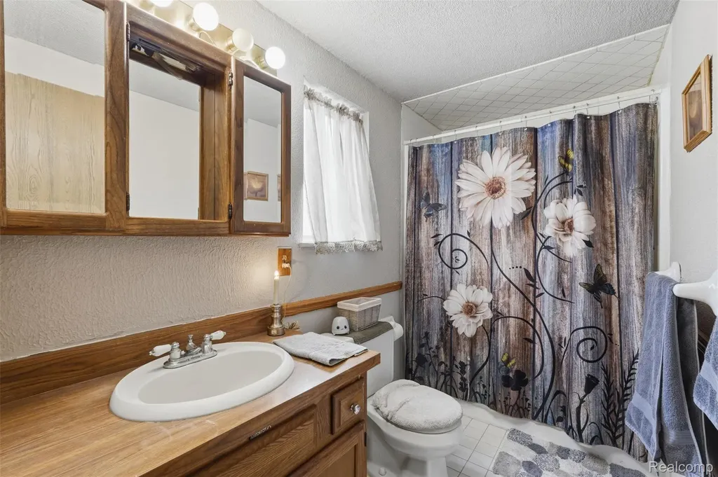 9293 Wildwood Lake Drive Northfield Township MI 48189