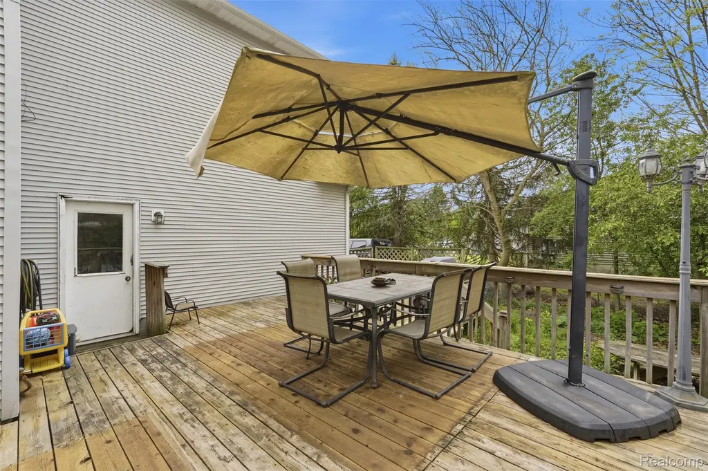 9293 Wildwood Lake Drive Northfield Township MI 48189