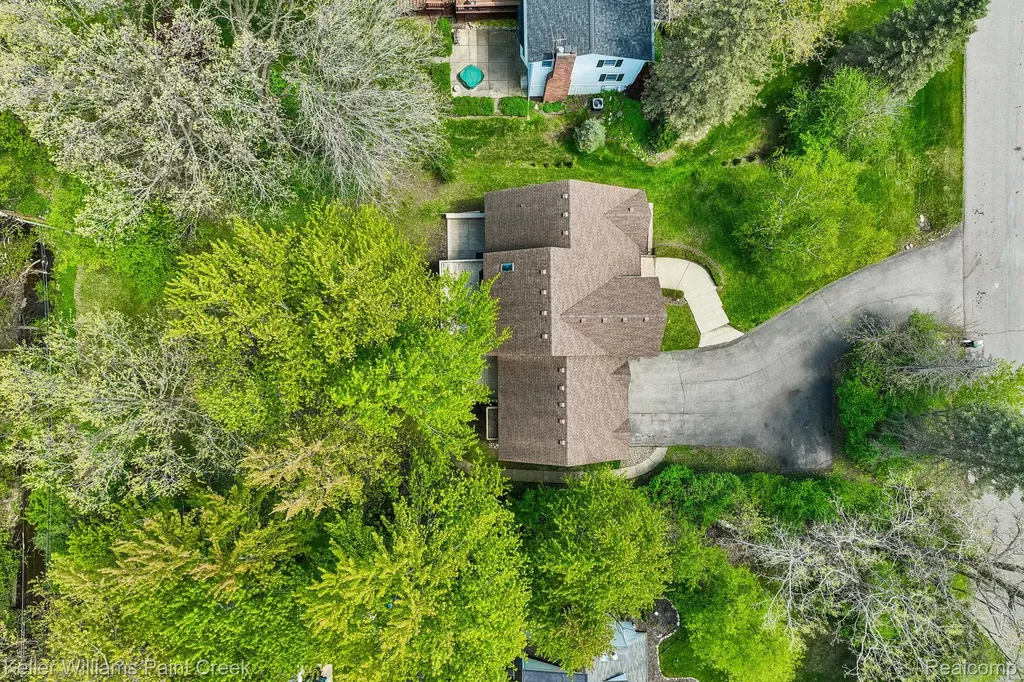 1358 Potomac Drive Rochester Hills City MI 48306