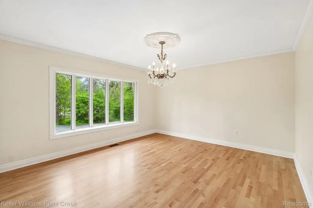 1358 Potomac Drive Rochester Hills City MI 48306