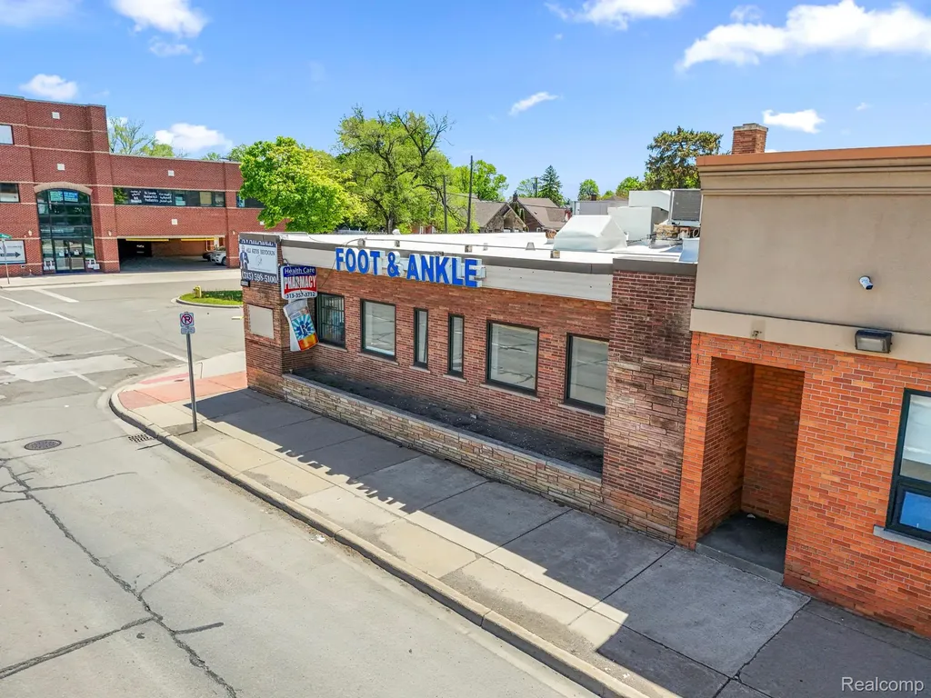 10801 W Warren Avenue Dearborn City MI 48126