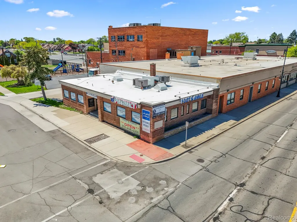 10801 W Warren Avenue Dearborn City MI 48126