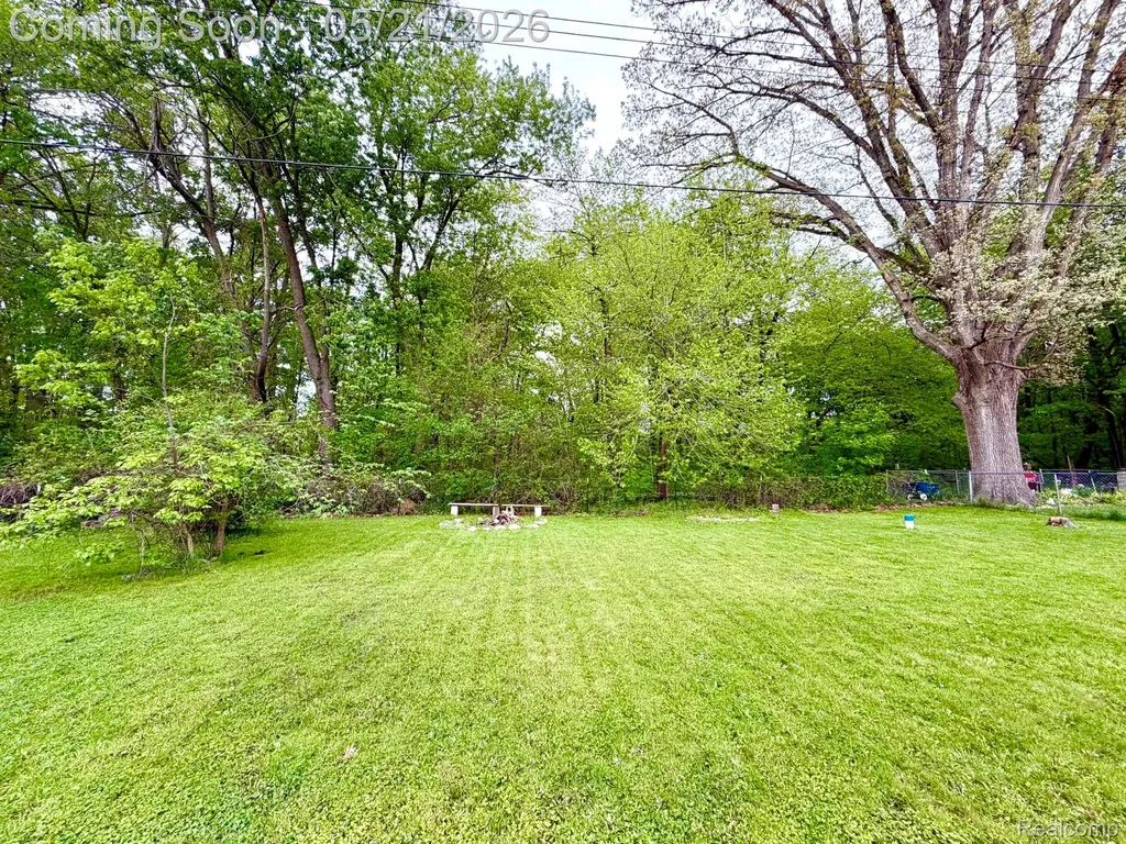 1673 Edwin Drive Genoa Township MI 48114