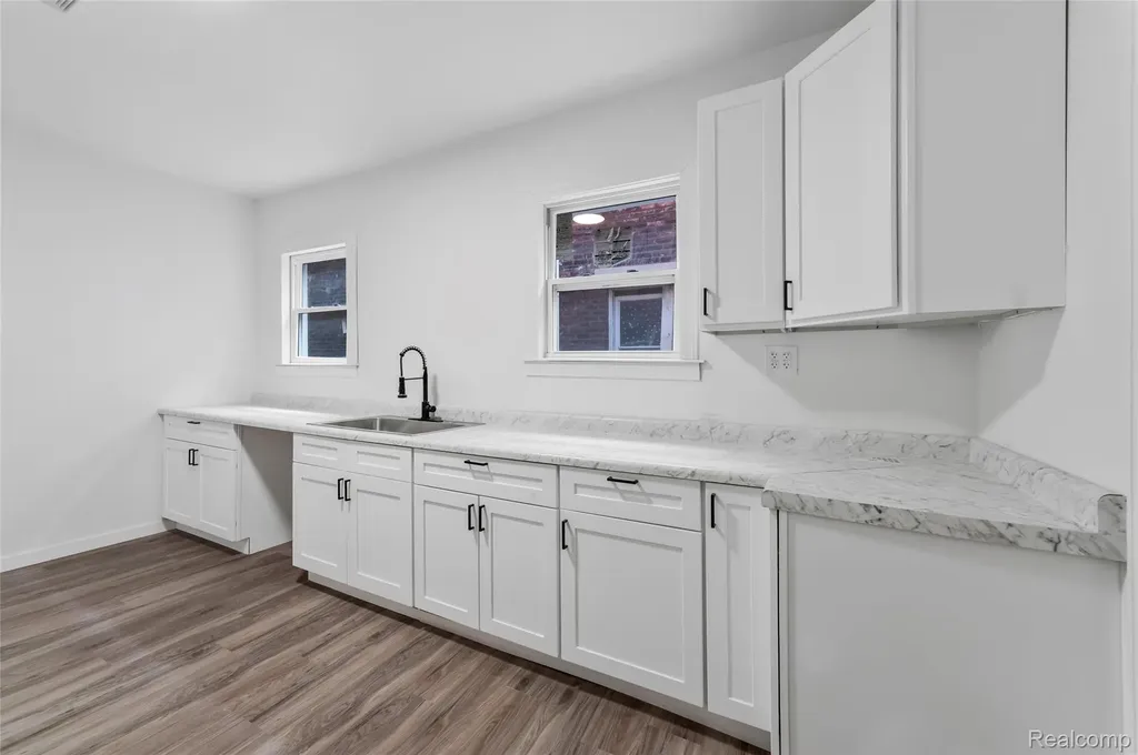2509 Gladstone Street Detroit City MI 48206