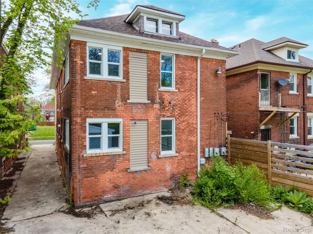 2509 Gladstone Street Detroit City MI 48206