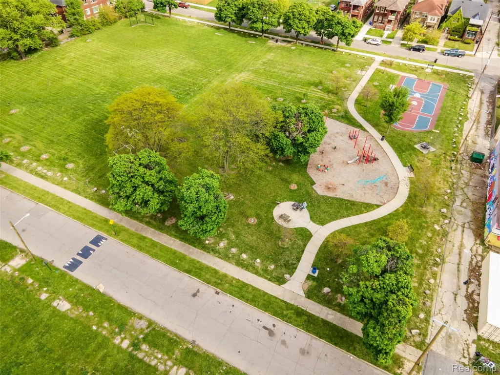 2509 Gladstone Street Detroit City MI 48206