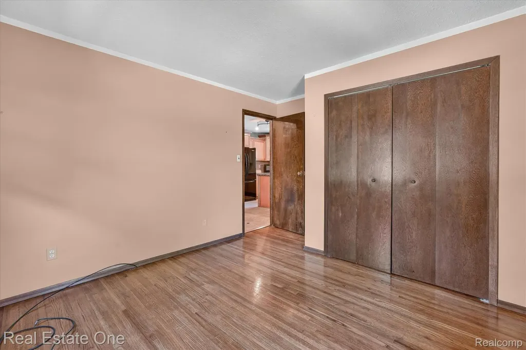 6039 Fish Lake Road Highland Charter Township MI 48442