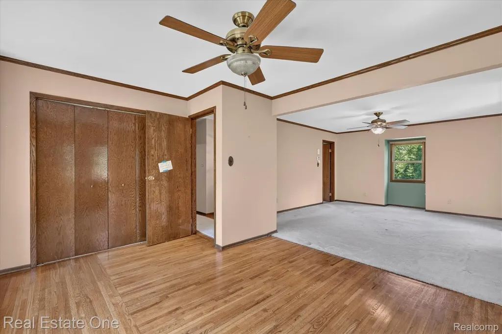 6039 Fish Lake Road Highland Charter Township MI 48442