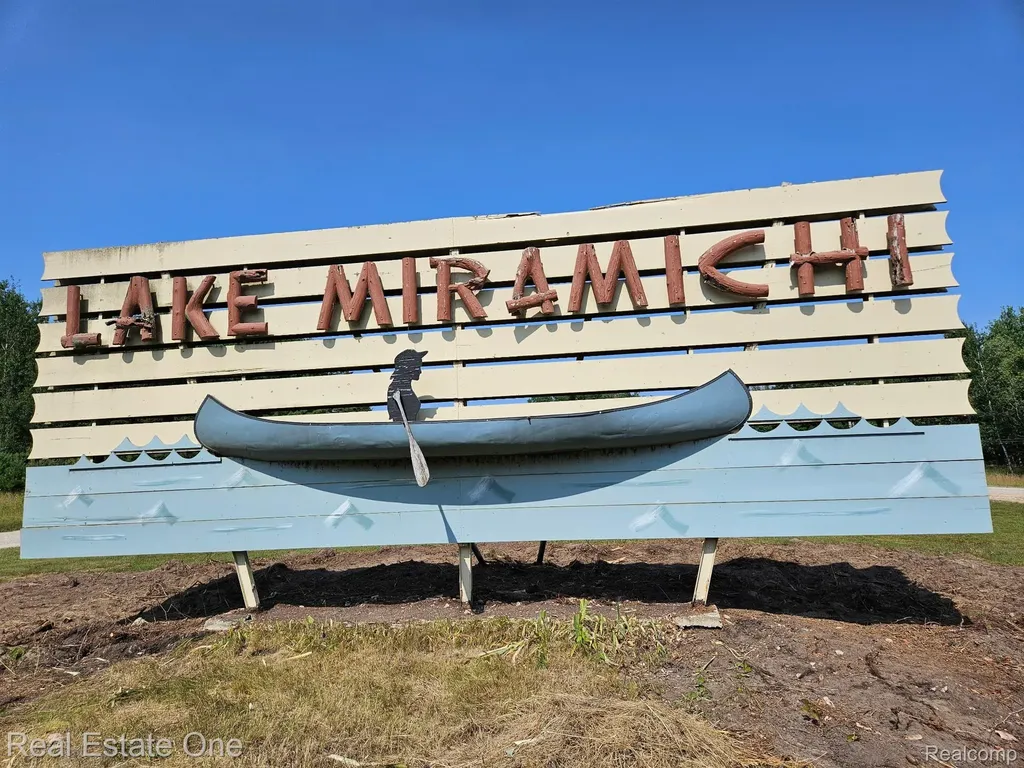 23007 Miramichi Drive Chippewa Township MI 49631