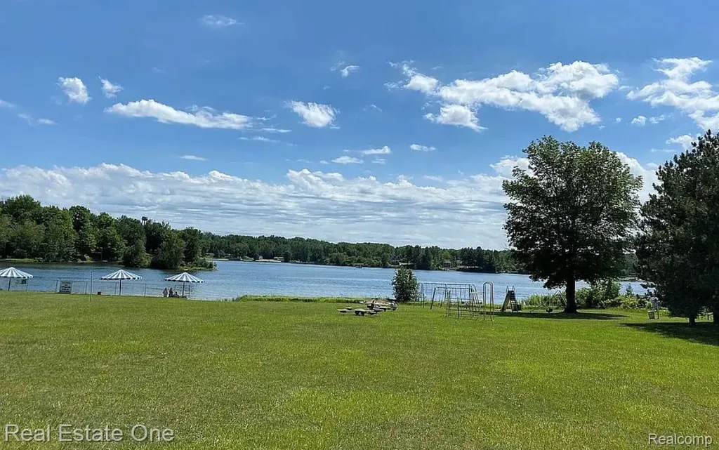 23007 Miramichi Drive Chippewa Township MI 49631