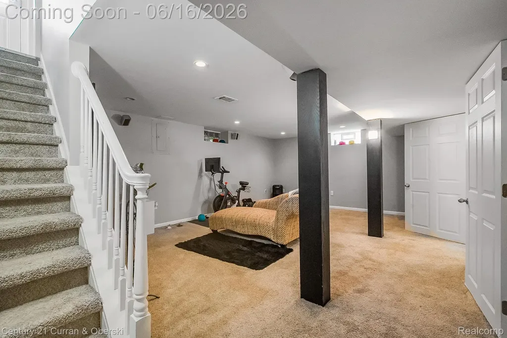 26101 Fordson Highway Redford Charter Township MI 48239