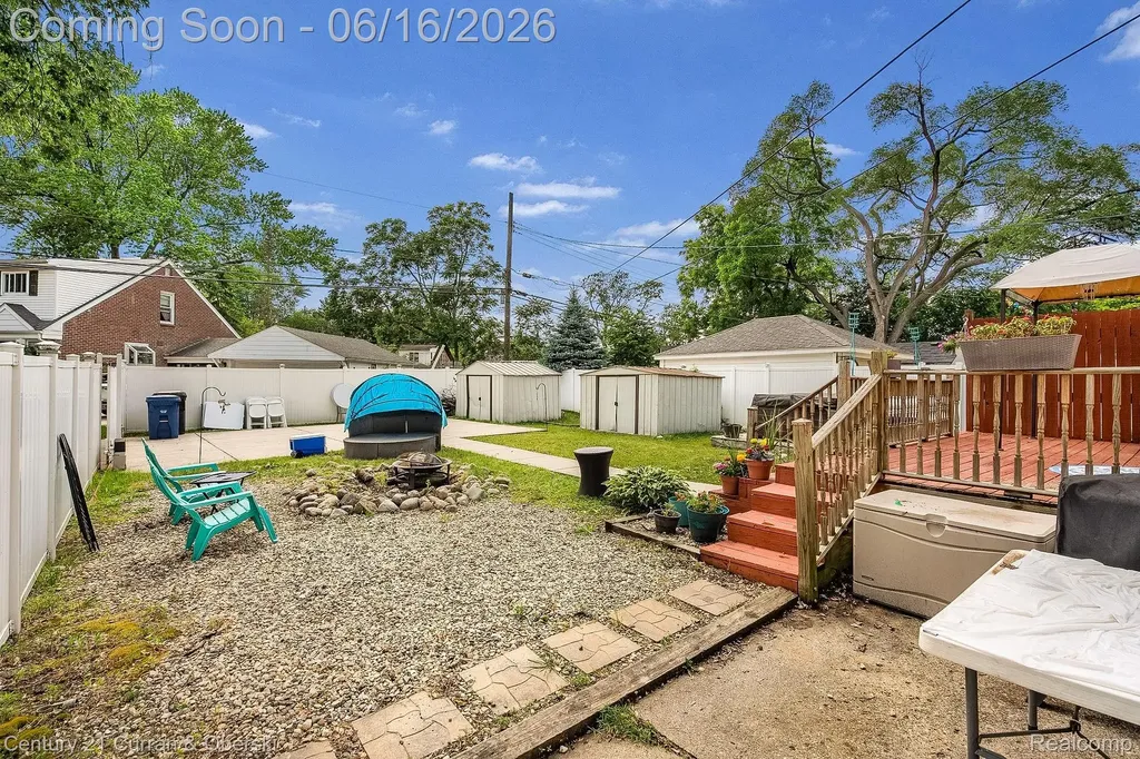 26101 Fordson Highway Redford Charter Township MI 48239