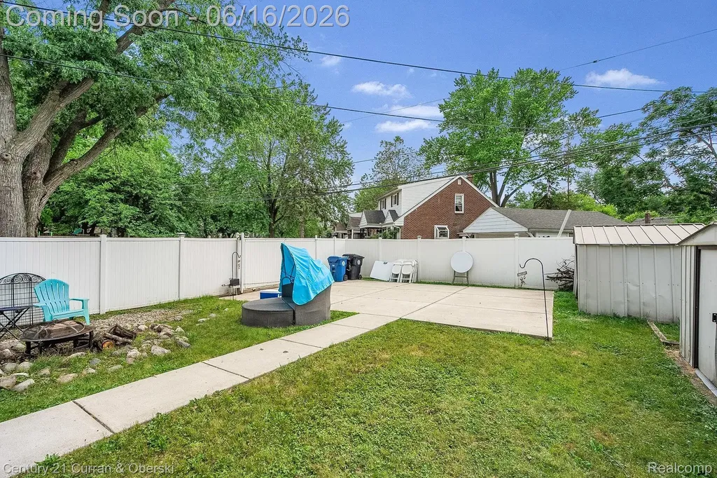 26101 Fordson Highway Redford Charter Township MI 48239