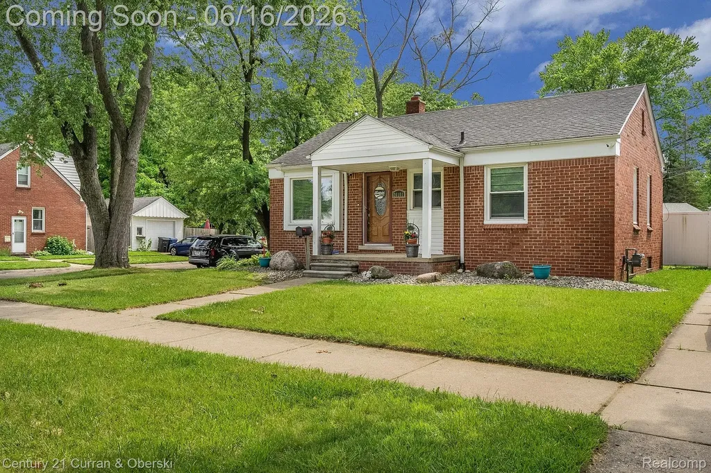 26101 Fordson Highway Redford Charter Township MI 48239