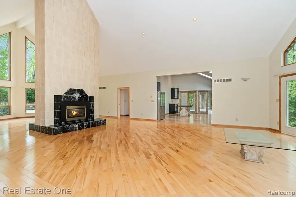 2670 Spring Grove Drive Genoa Township MI 48114