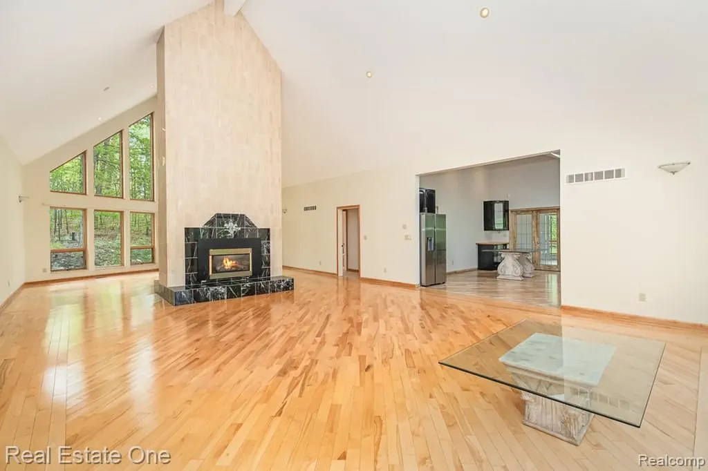 2670 Spring Grove Drive Genoa Township MI 48114