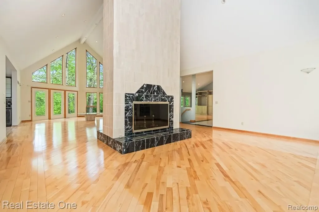 2670 Spring Grove Drive Genoa Township MI 48114