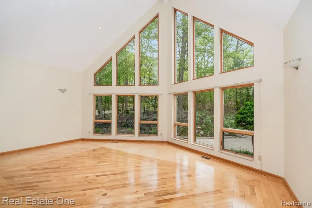 2670 Spring Grove Drive Genoa Township MI 48114
