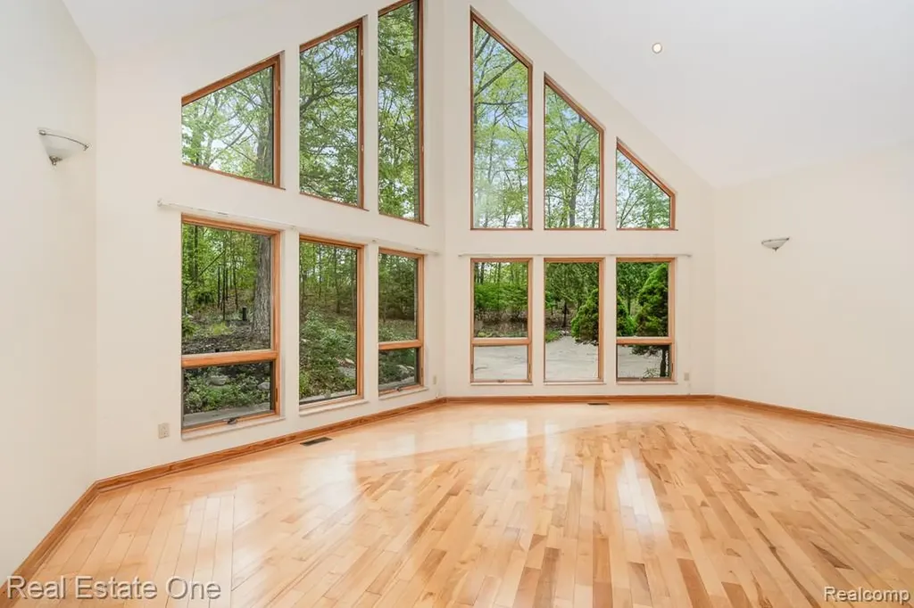 2670 Spring Grove Drive Genoa Township MI 48114