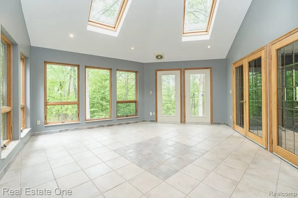 2670 Spring Grove Drive Genoa Township MI 48114