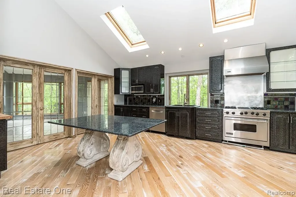 2670 Spring Grove Drive Genoa Township MI 48114