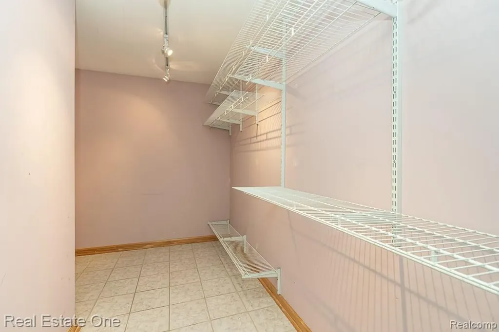 2670 Spring Grove Drive Genoa Township MI 48114
