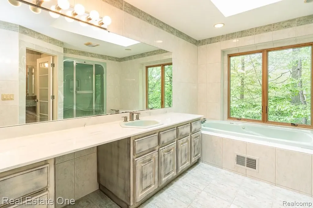 2670 Spring Grove Drive Genoa Township MI 48114