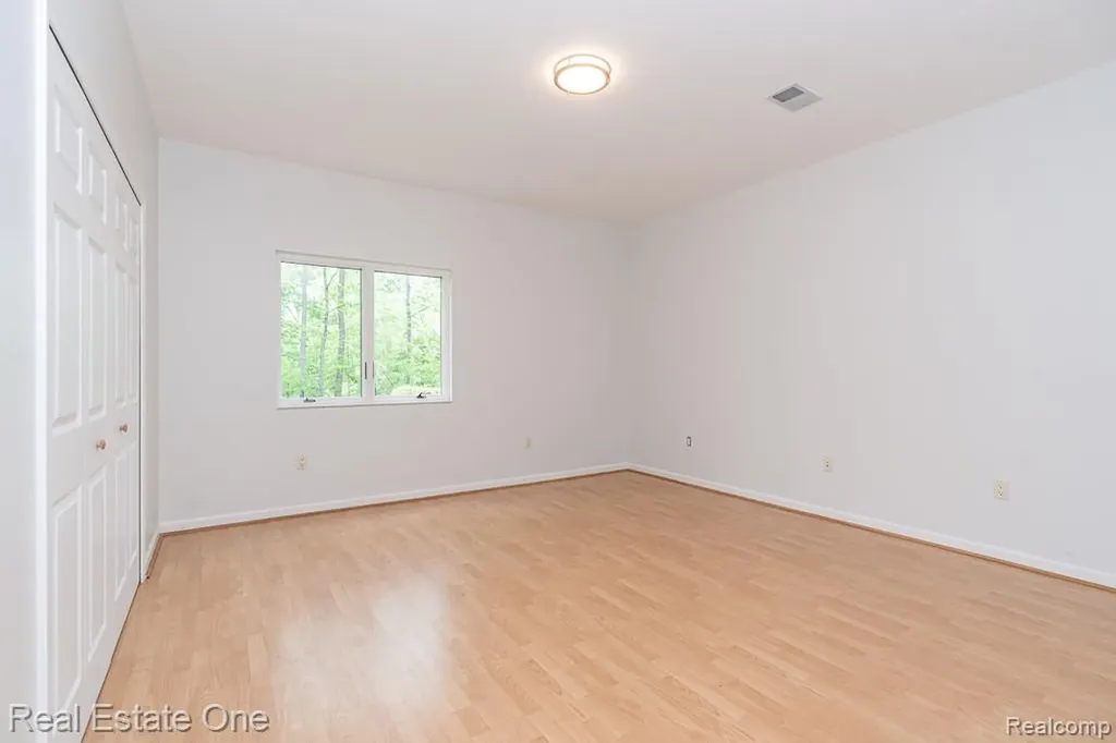2670 Spring Grove Drive Genoa Township MI 48114