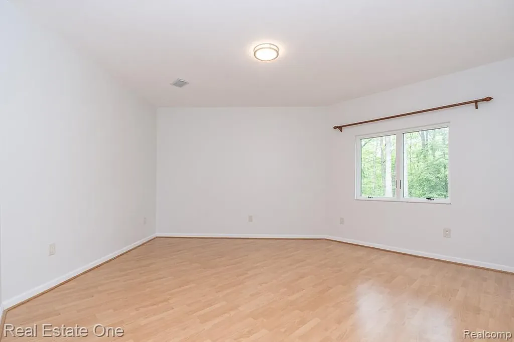 2670 Spring Grove Drive Genoa Township MI 48114
