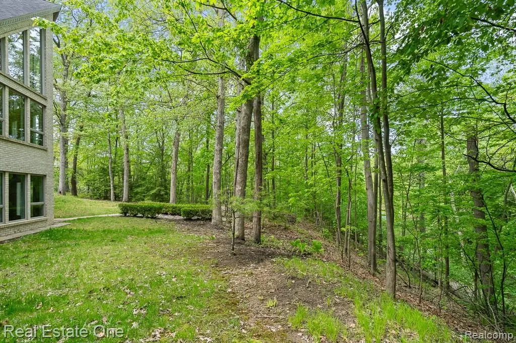 2670 Spring Grove Drive Genoa Township MI 48114