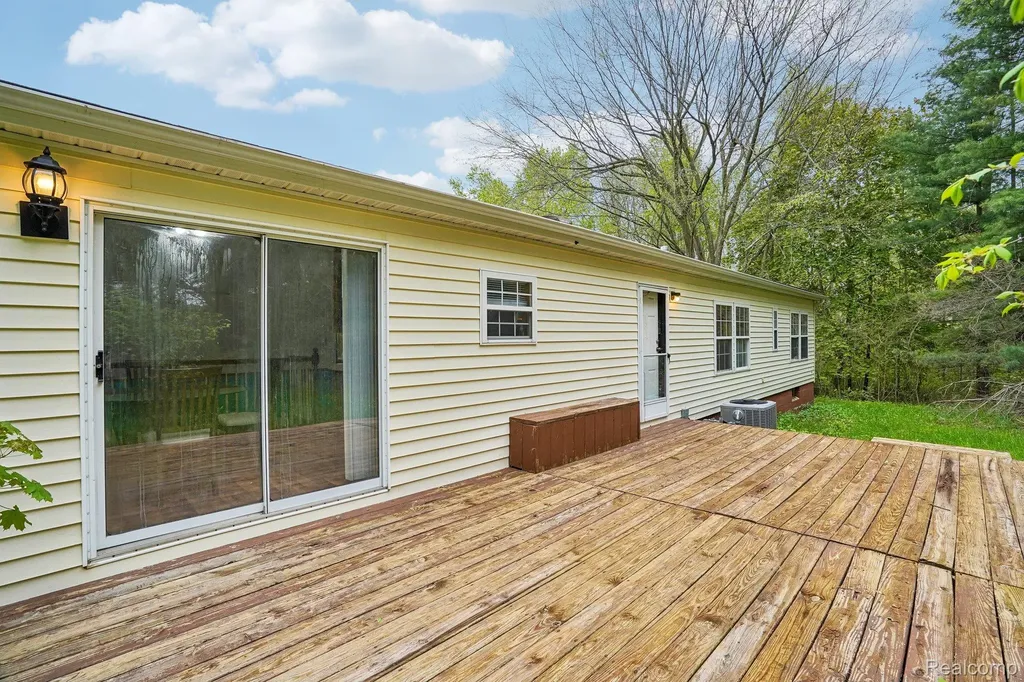 3363 N Branch Road North Branch Township MI 48461