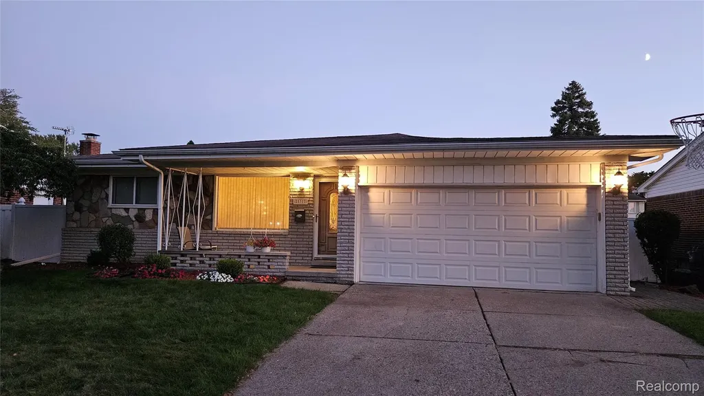 25317 Koths Street Taylor City MI 48180