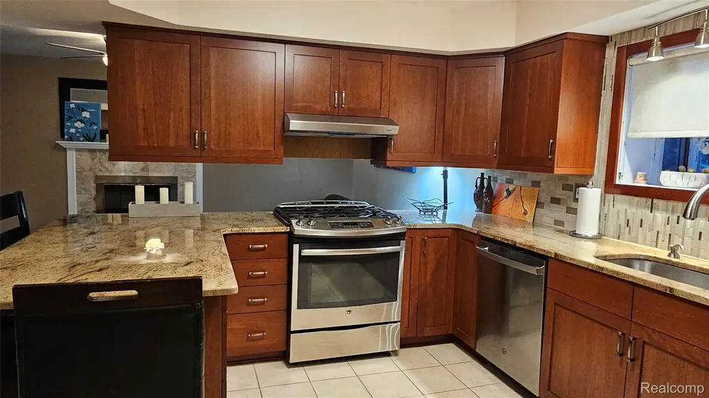 25317 Koths Street Taylor City MI 48180
