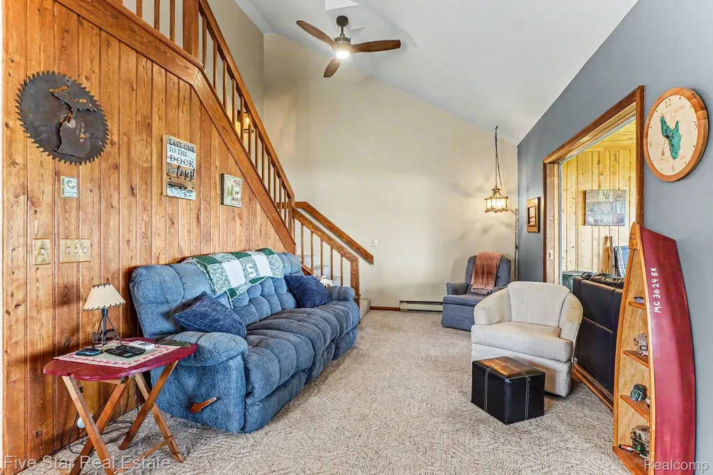 6230 Cedar Drive Caledonia Township MI 49747