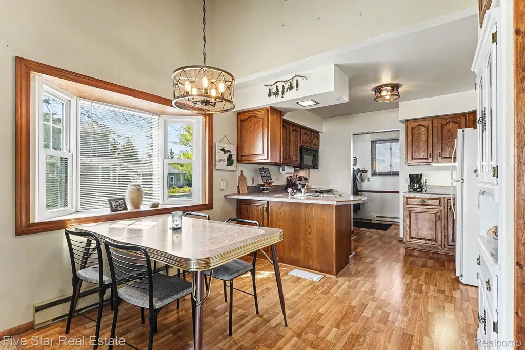 6230 Cedar Drive Caledonia Township MI 49747