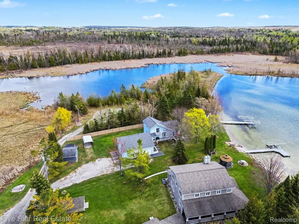 6230 Cedar Drive Caledonia Township MI 49747