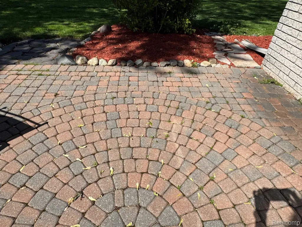 18229 Ash Creek Drive Macomb Township MI 48044