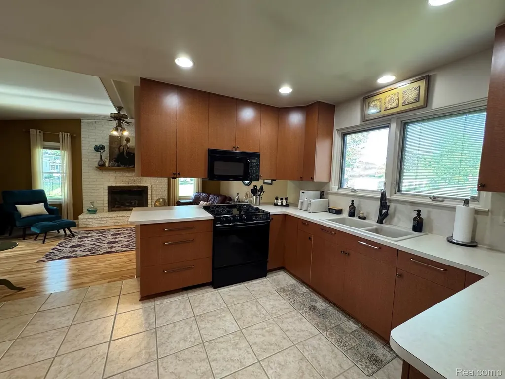 18229 Ash Creek Drive Macomb Township MI 48044