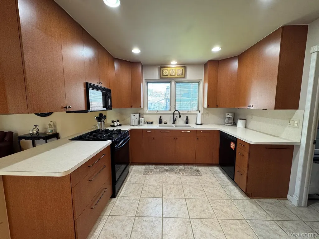 18229 Ash Creek Drive Macomb Township MI 48044